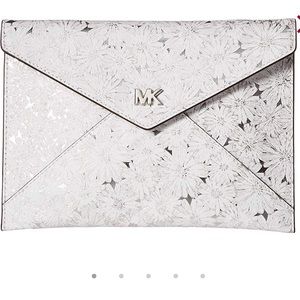 barbara metallic envelope clutch